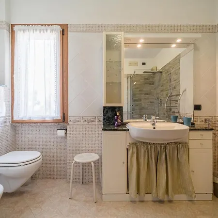Da 6 A 8 Persone Apartment